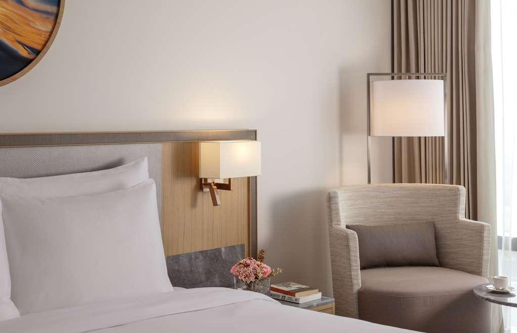 The First Collection Dubai Jumeirah Village Circle, A Tribute Portfolio Hotel Cameră foto A room at the hotel