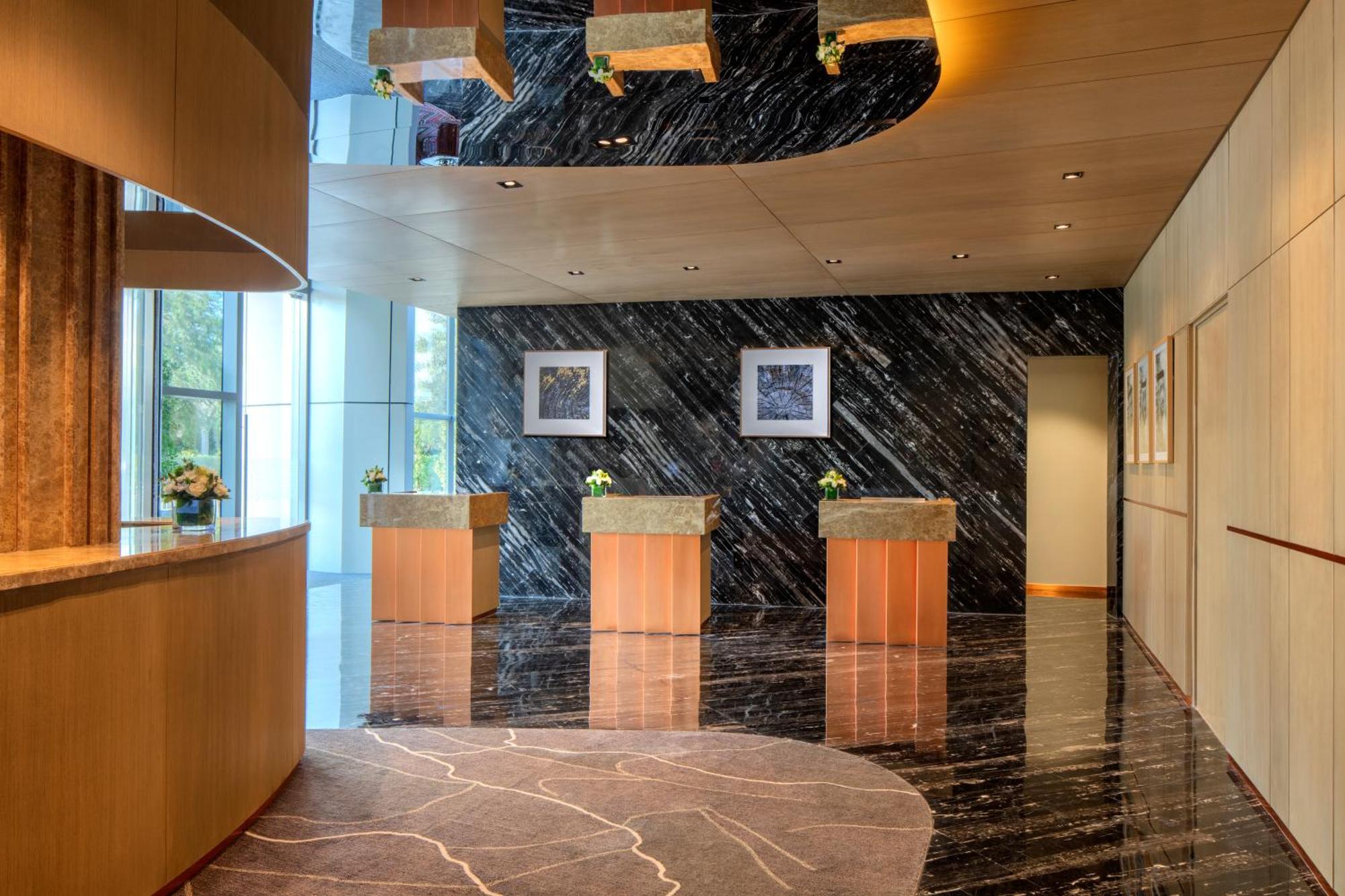 The First Collection Dubai Jumeirah Village Circle, A Tribute Portfolio Hotel Exterior foto Reception desk